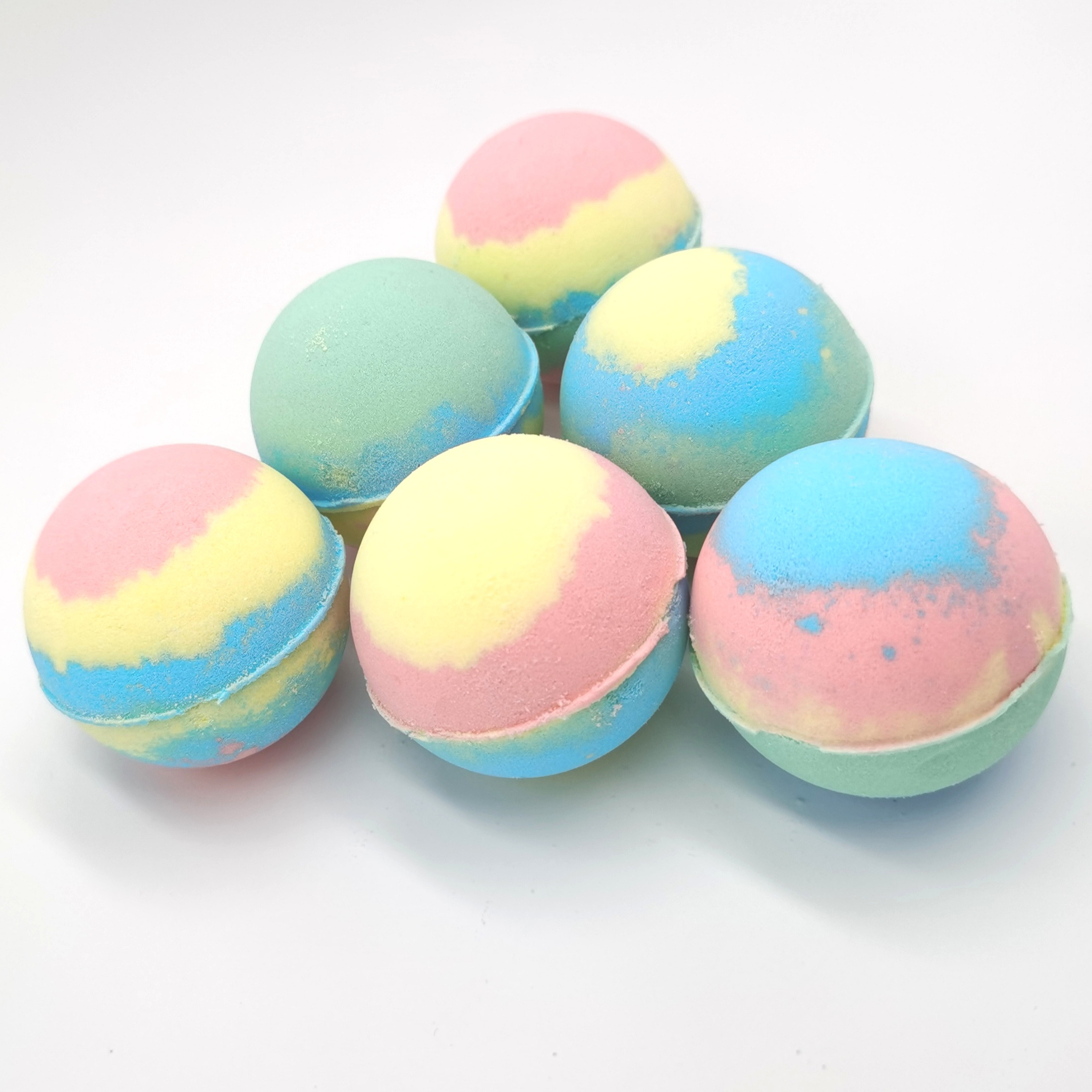 Hot Selling OEM Custom CBD Oil All natural Organic Bubble Foaming Colors Bathbomb for sale