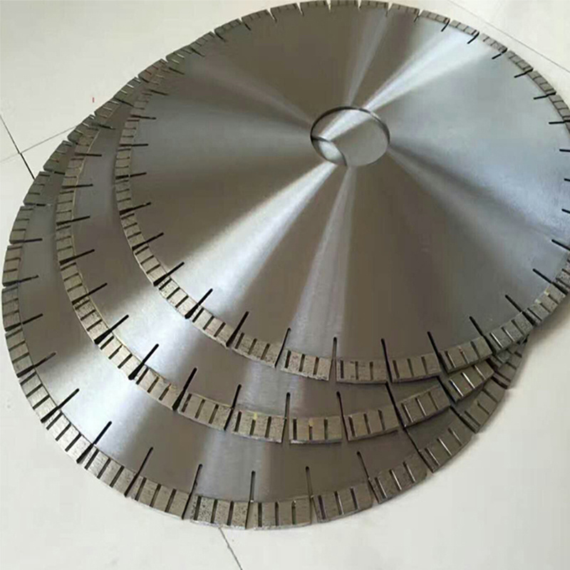 350mm Segmented Diamond Bridge Saw Blade For Marble Granite Cutting