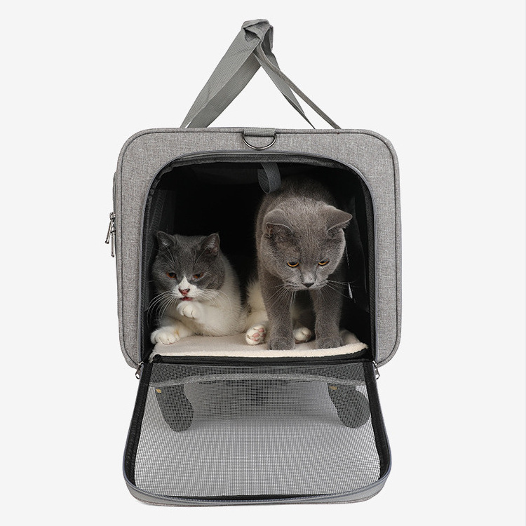 Misam Suppliers Pet Trolley Case Detachable Breathable Foldable Large Dog Cat Carrier With Wheel