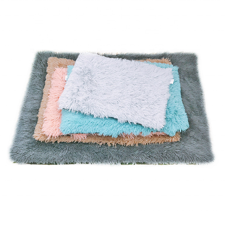 Wholesale Dogs Puppy Sleeping Warm Mat Cat Mattress Soft Comfortable Touch Coral Fleece Pet Blanket