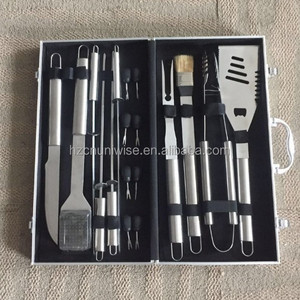 18 Pieces Aluminum Carry Case Stainless Steel BBQ Grilling Tools Set For Outdoor Kitchen Cooking