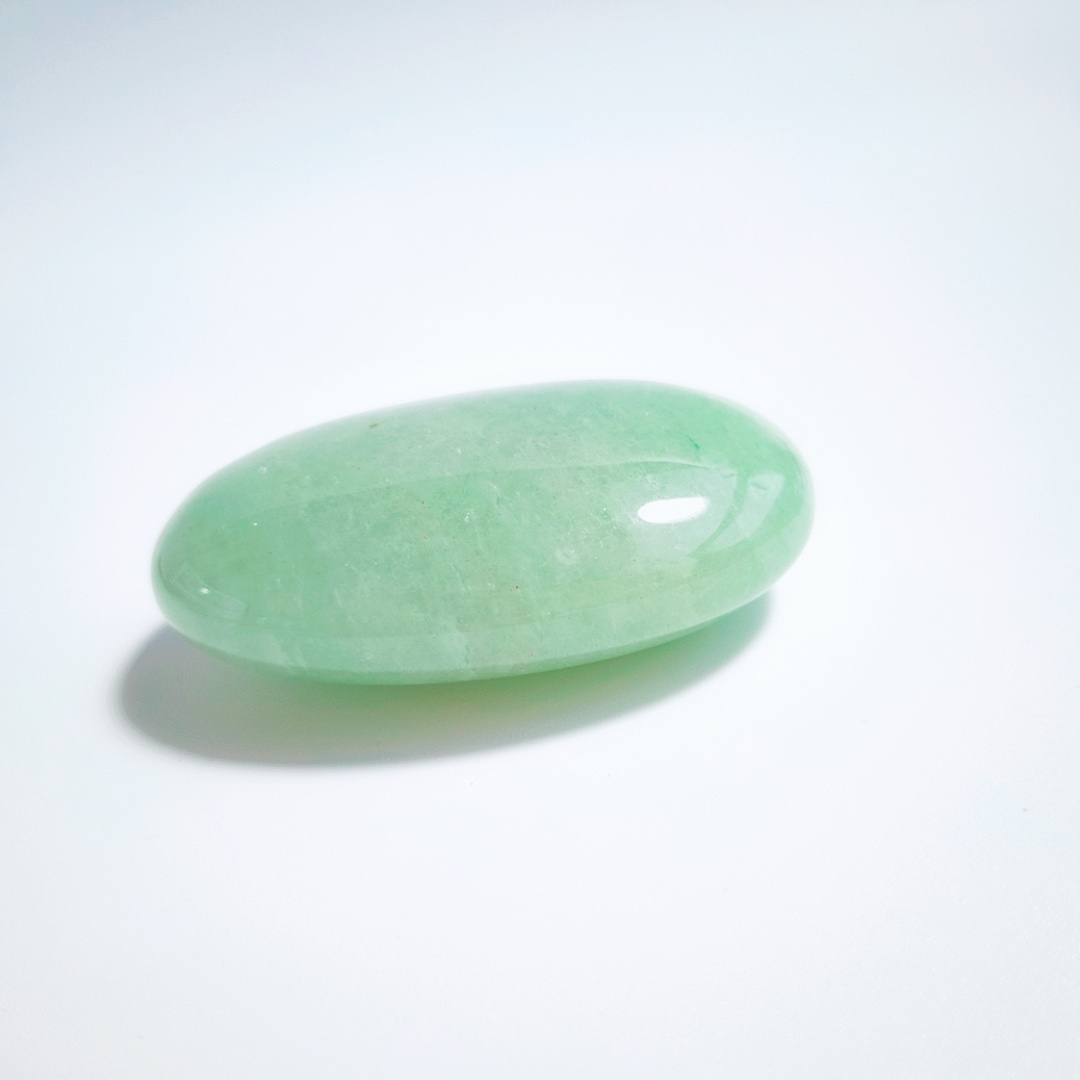 2023 Natural Healing crystal stone oval shape green aventurine Pebble stone for decoration stones and crystals