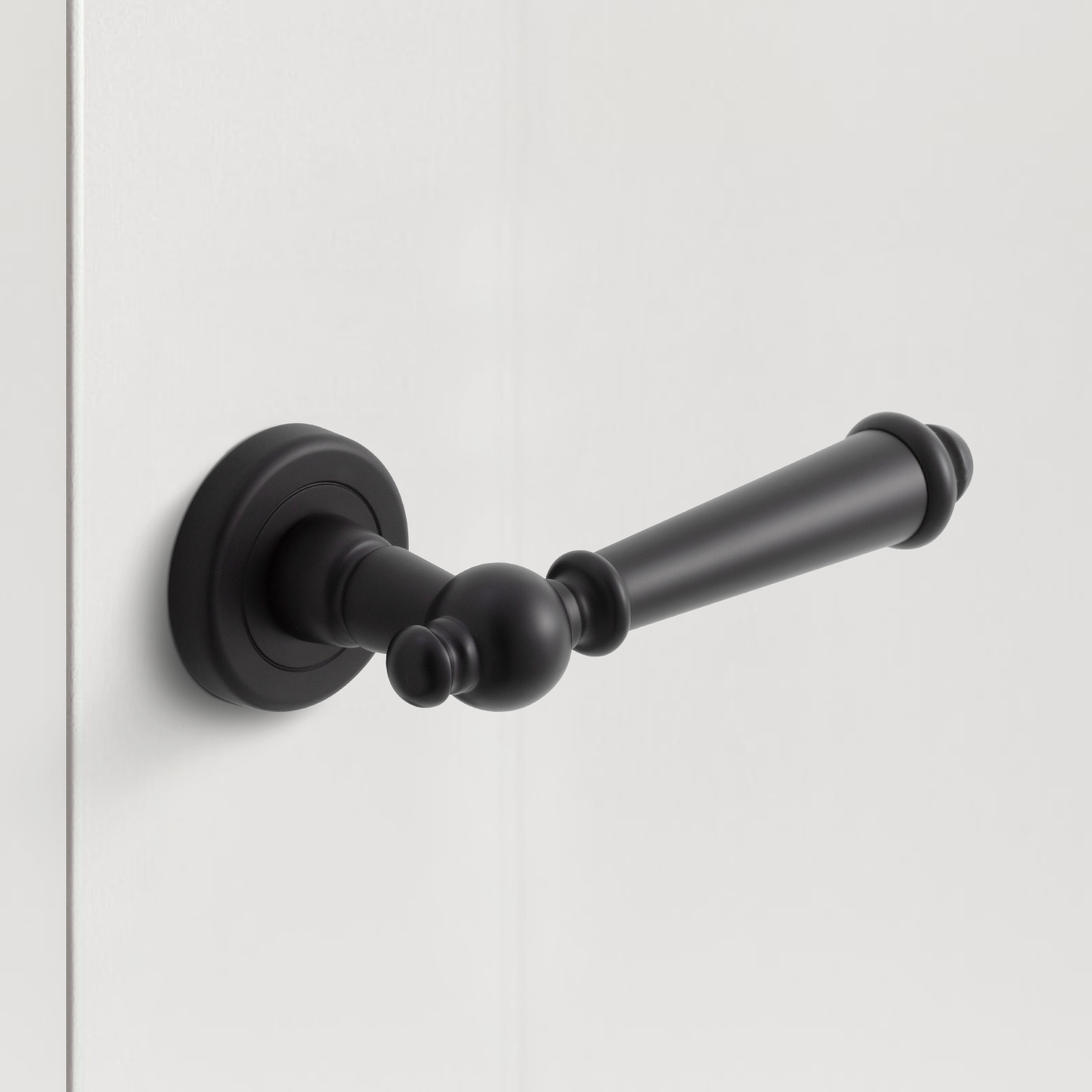 Goo-Ki VINTAGE BRASS PREMIUM MATTE BLACK BEDROOM DOOR KNOB LOCK SET