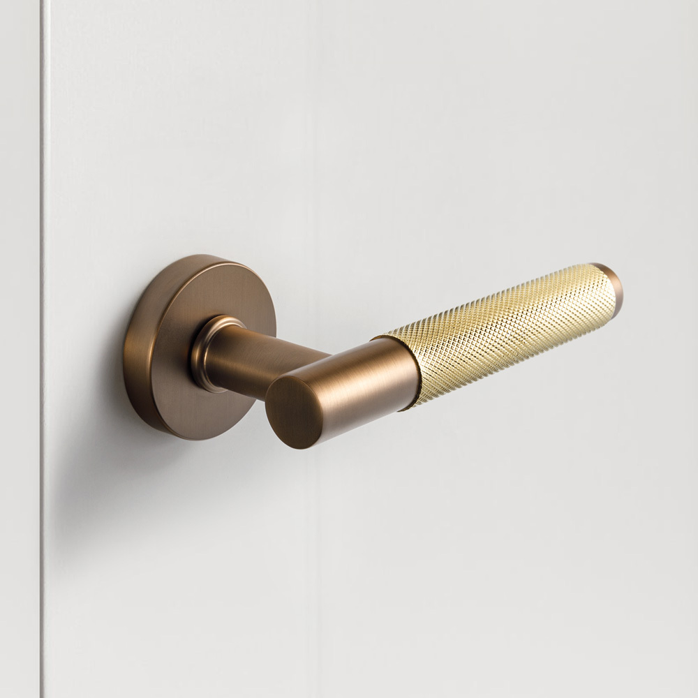 TIDO TEXTURE SERIES KNURLED MATTE ROSE GOLD SATIN / MATTE GOLD SATIN  LEVER DOOR HANDLE