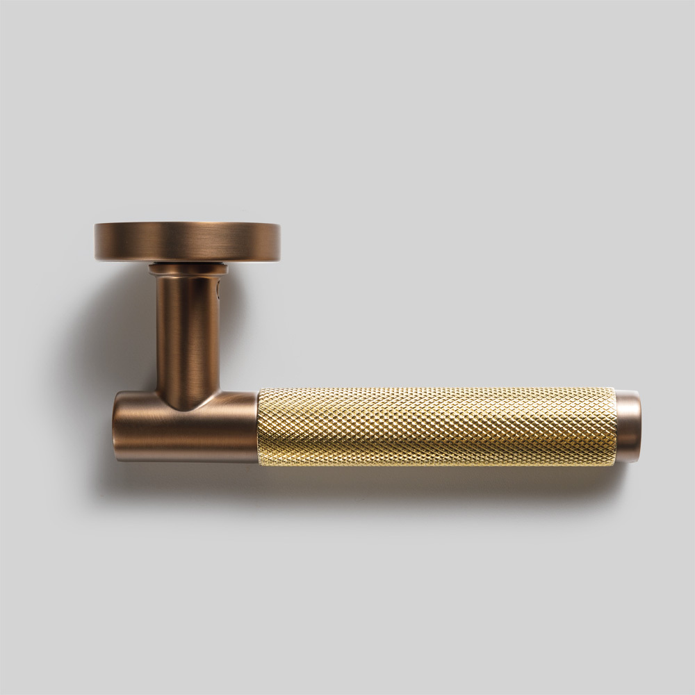 TIDO TEXTURE SERIES KNURLED MATTE ROSE GOLD SATIN / MATTE GOLD SATIN  LEVER DOOR HANDLE