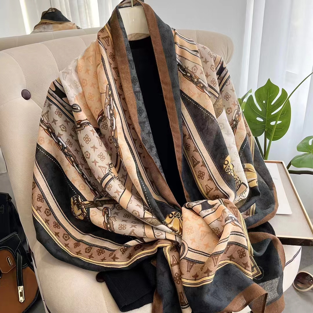 2023 wholesale designer custom square luxury winter cashmere silk knit wrap scarf airplane scarves shawl for women