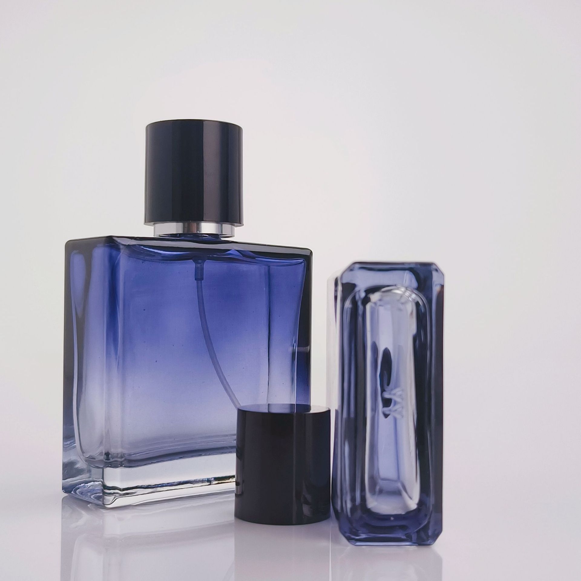 Custom logo gradient blue luxury men's perfume bottle glass empty spray bottle 30ml 50ml 100ml