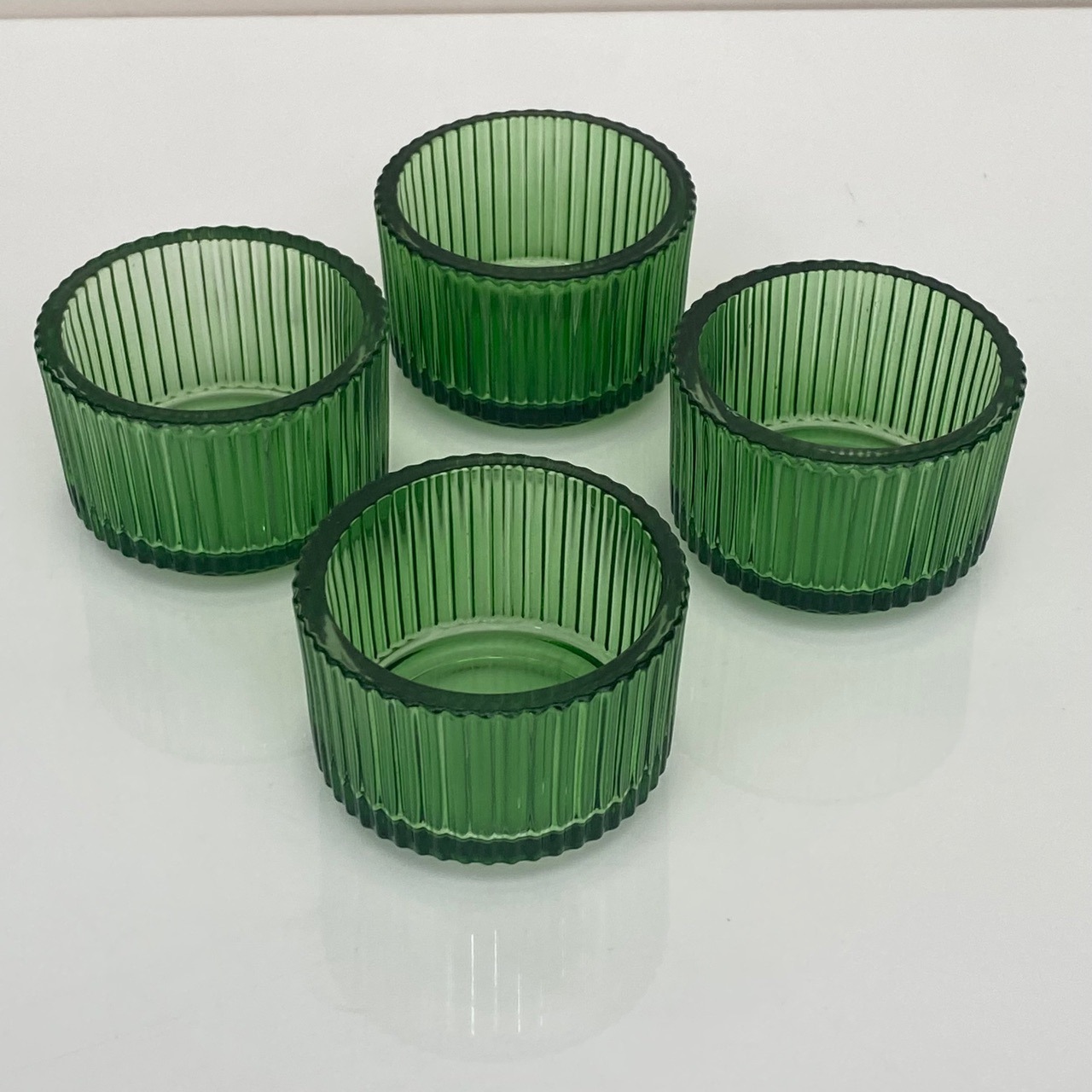 Wholesale 40ml 90ml Retro Dark Green Small Jar Ribbed Glass Tea light Holder Wax Cup