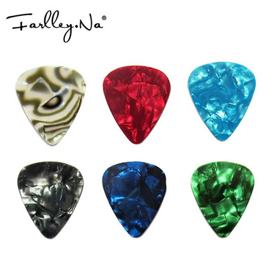 Free Sample Wholesale Printed Biodegradable Celluloid Plectrum Guitar Picks Custom Logo Maker Punch Accessories Medium Size