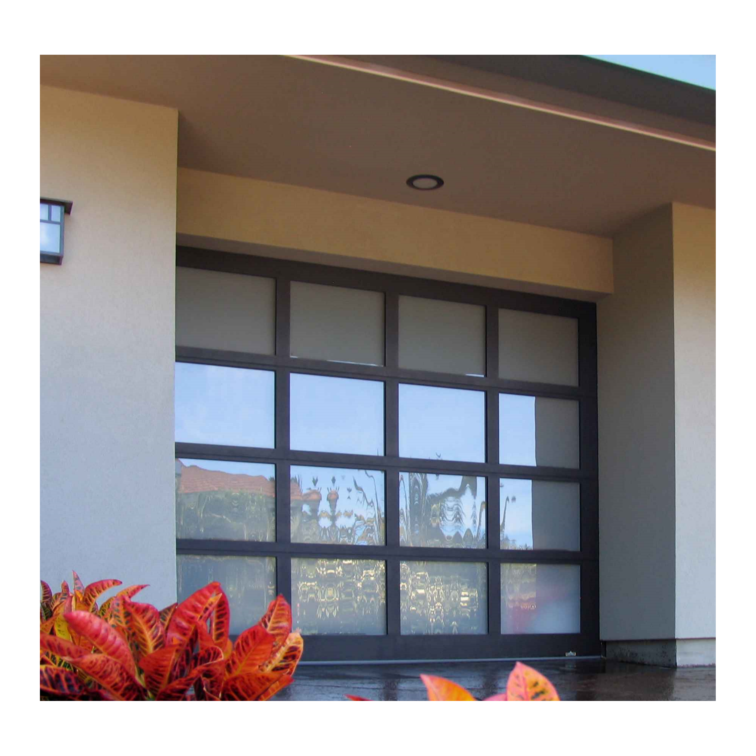 Modern sectional overhead full view aluminum tempered glass panel garage door price plexiglass garage door