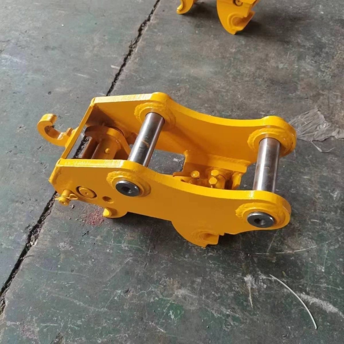 ISO Certificate Quick Hitch Excavator Quick Hitch for 3 Point Hydraulic Tilting Rotating Quick Hitch Coupler