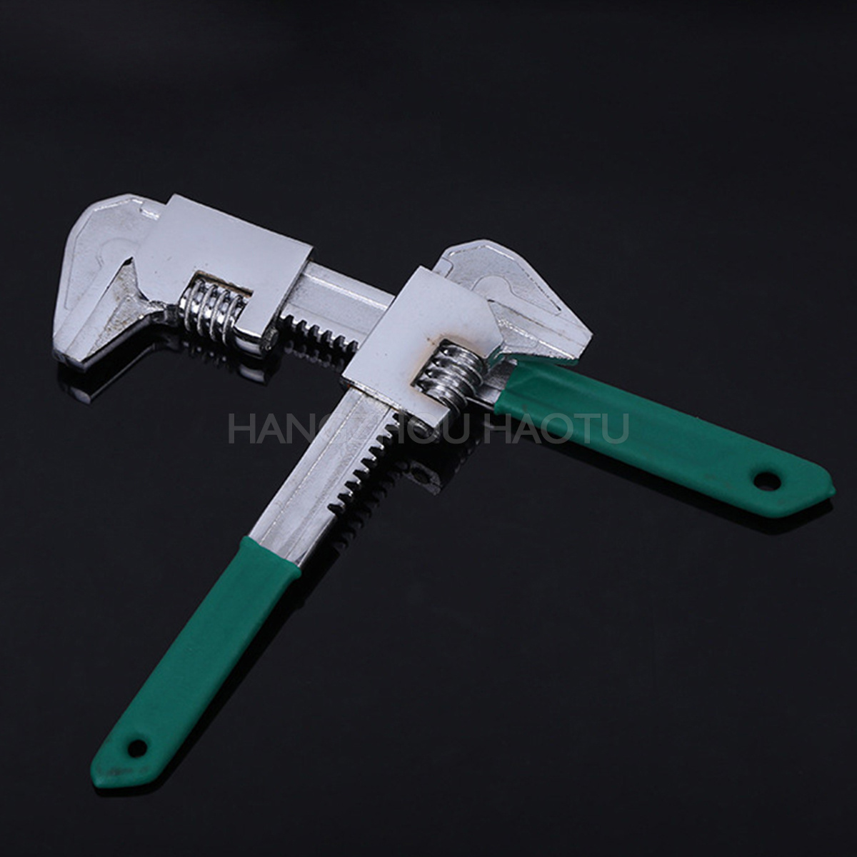 Plastic Dipped Handle F Type Pipe Multifunction Monkey Adjustable Wrench