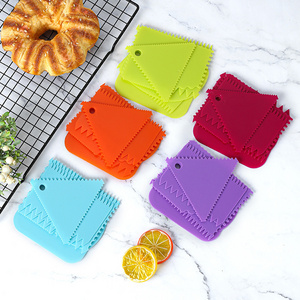 Premium Quality Food Grade PP Cake Scraper 5 colors Dough Cutter Cake Pastry Smoother Tool Set Bread Scraper Smoother 6pcs set