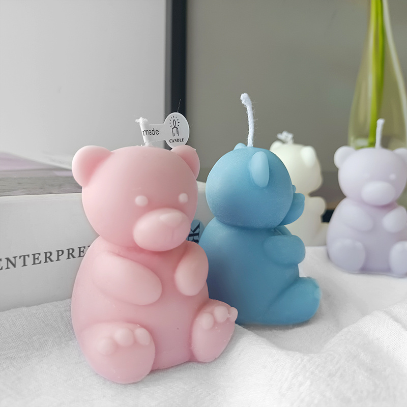 C015 3D Bear Series Raised Hand Shaped Aromatherapy Candle Cute Handmade Scented Candle Room Decoration Home Decor Candle