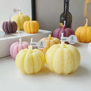 C038 Factory direct wholesale aromatherapy candles in Halloween pumpkin shape smokeless and non-toxic scented candles