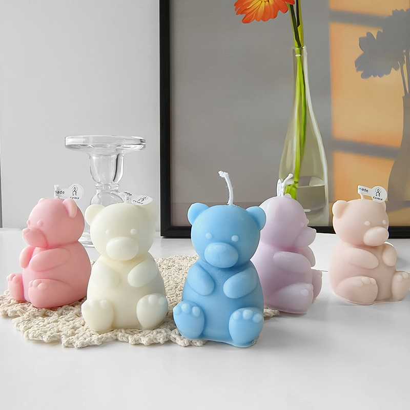 C015 3D Bear Series Raised Hand Shaped Aromatherapy Candle Cute Handmade Scented Candle Room Decoration Home Decor Candle