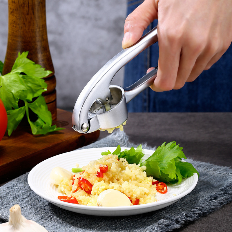 Sturdy Design Extracts More Garlic Paste Per Clove Soft Easy-Squeeze Ergonomic Handle kitchen garlic press ginger crusher