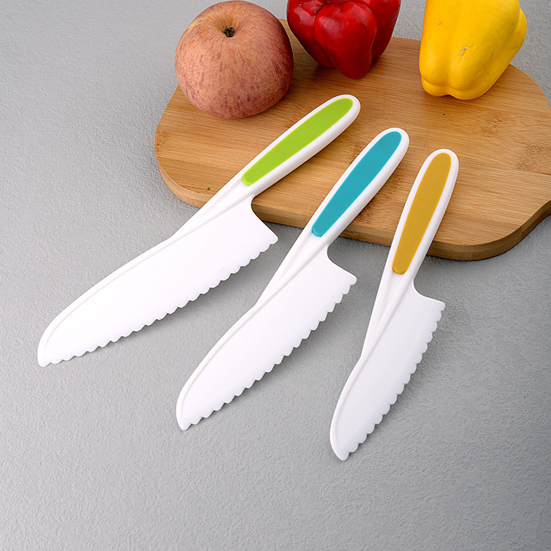 Kids Safe Cooking Knives Kitchen Knife Set with Crinkle Cutter, Serrated Edges Plastic Toddler Knife