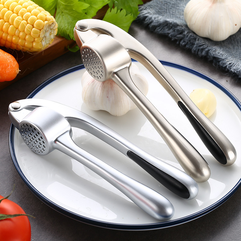 Sturdy Design Extracts More Garlic Paste Per Clove Soft Easy-Squeeze Ergonomic Handle kitchen garlic press ginger crusher