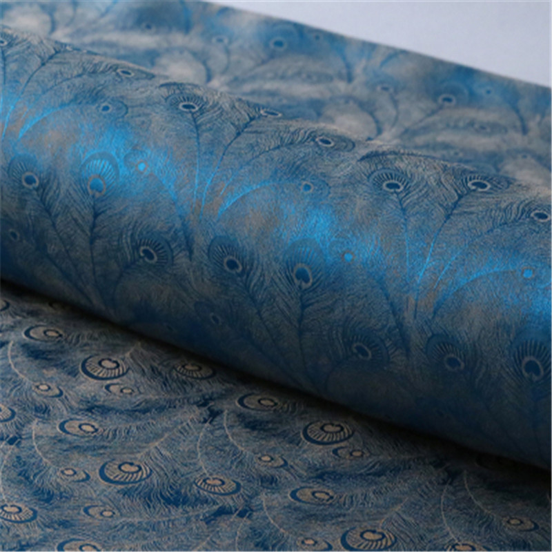 Charming Breathable Silk Jacquard Fabric Promotion Beautiful Color Clear Grain Safe Feather Design for Lady Men Garment Kids