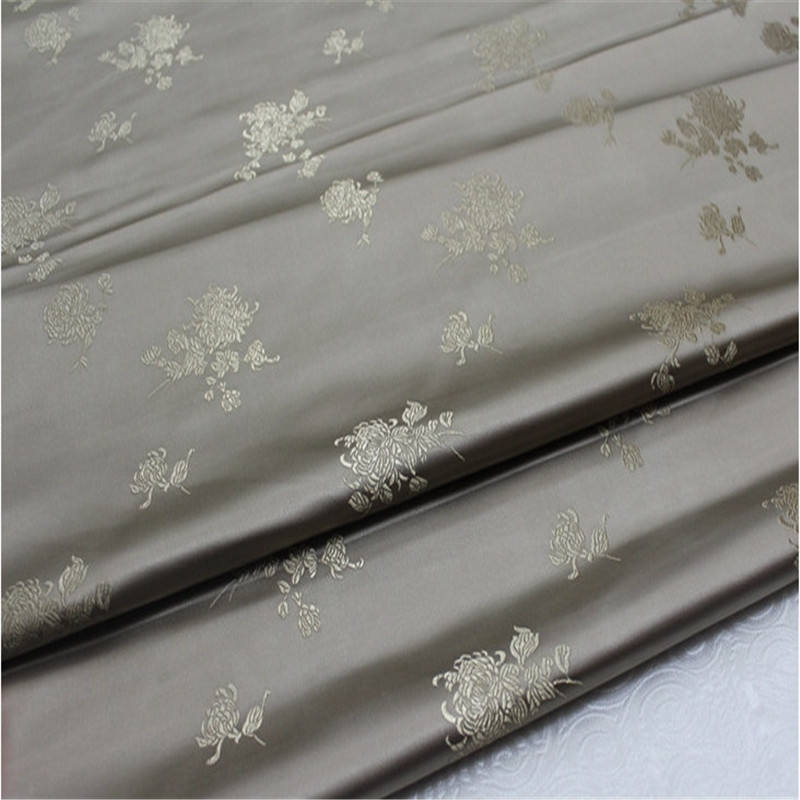 In-stock Chinese Supplier Whole Price Beautiful Floral Good Texture Jacquard Brocade Fabric for Tang suit