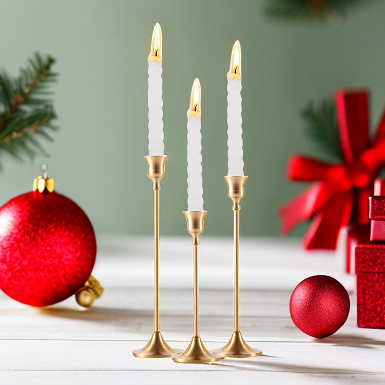 Wedding Centerpieces Minimalist Fancy Tapered Candlestick Metal Brass Gold Silver Candle Holder for Christmas