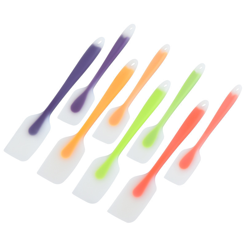 Colorful BPA Free Silicone Kitchen Spatula Baking Tools Dough Scraper Tools for Baking and Cooking