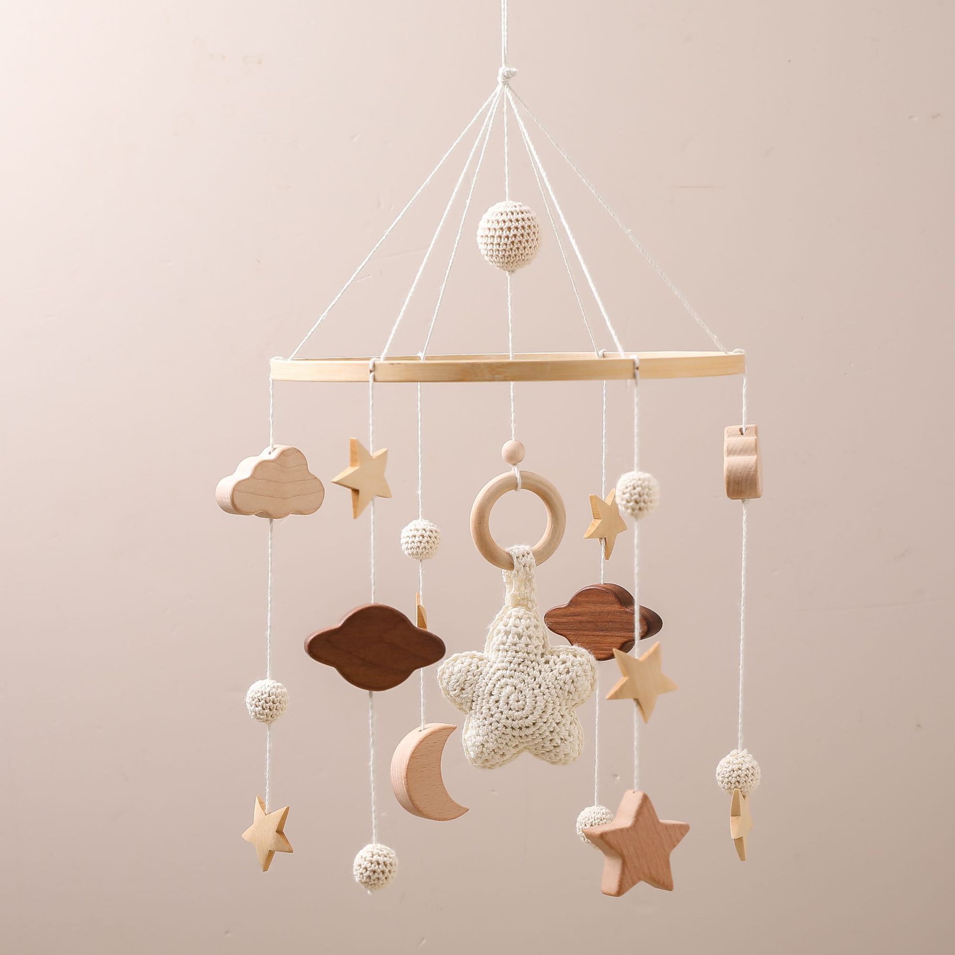 Nursery Handmade Wall Hanging Crochet Star Wood Baby Crib Mobiles Felt Soft Toy Holder Bracket For Cots