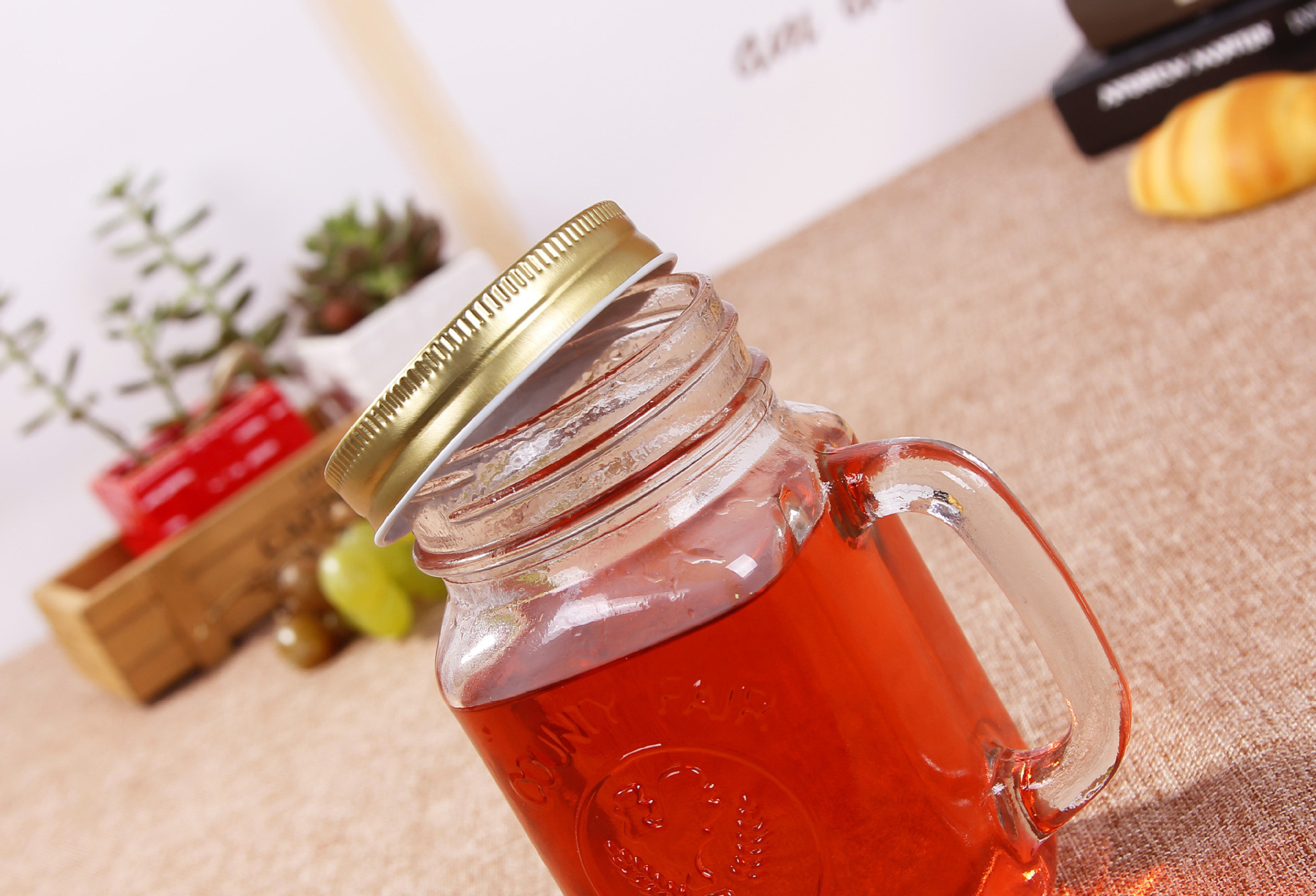 New style large capacity transparent 500ml frosted clear glass mason jar cup water bottle cup juice drink with handle