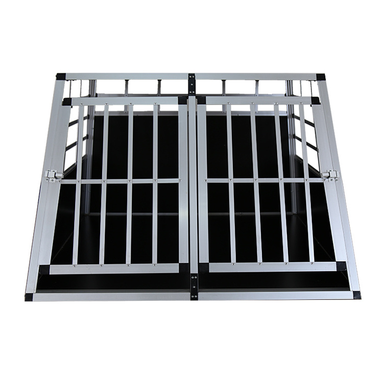 Custom Dog Cage Durable Metal Double Door Pet Crate For Outdoor Use Removable