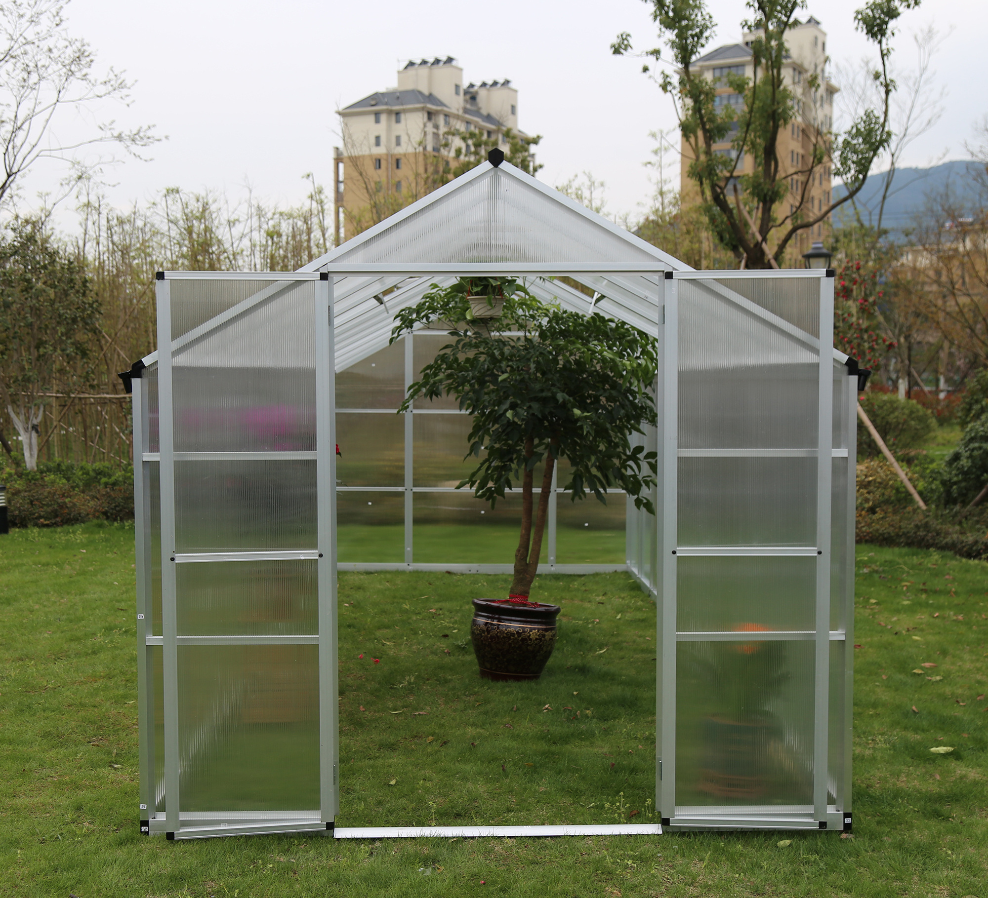 Custom Outdoor Metal Aluminum Frame Green House Backyard Mini Glasshouse Agricultural Commercial Glass Garden Greenhouse