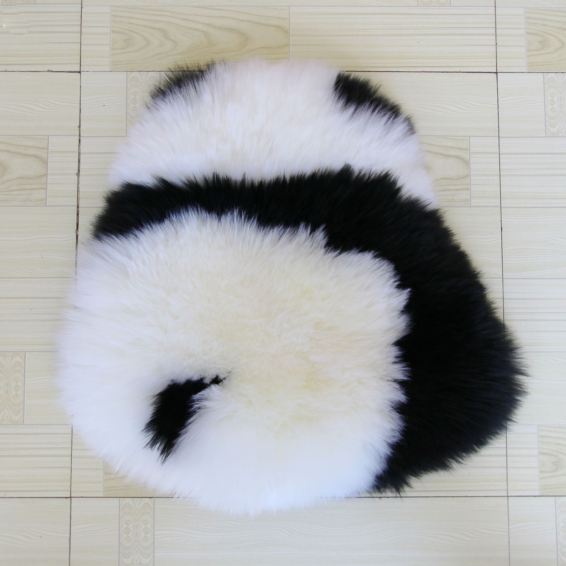 Panda Shaped Faux Fur Chair Cushion Design-E Soft Memory Foam Floor Seat Cushion Cute Animal Chair Pad with Removeable Cover