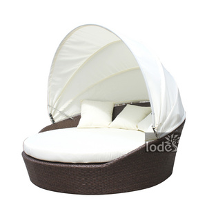 Rattan outdoor daybed wicker furniture outdoor sunbed with rattan covers and canopy beach lounge