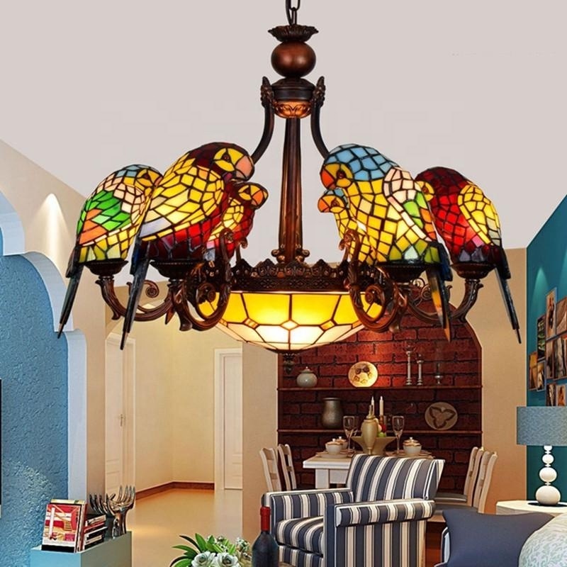 LongHuiJing Custom Made Retro Stained Glass Parrot Chandelier Lamps Villa Bar Restaurant Living Room Bird Light Pendant