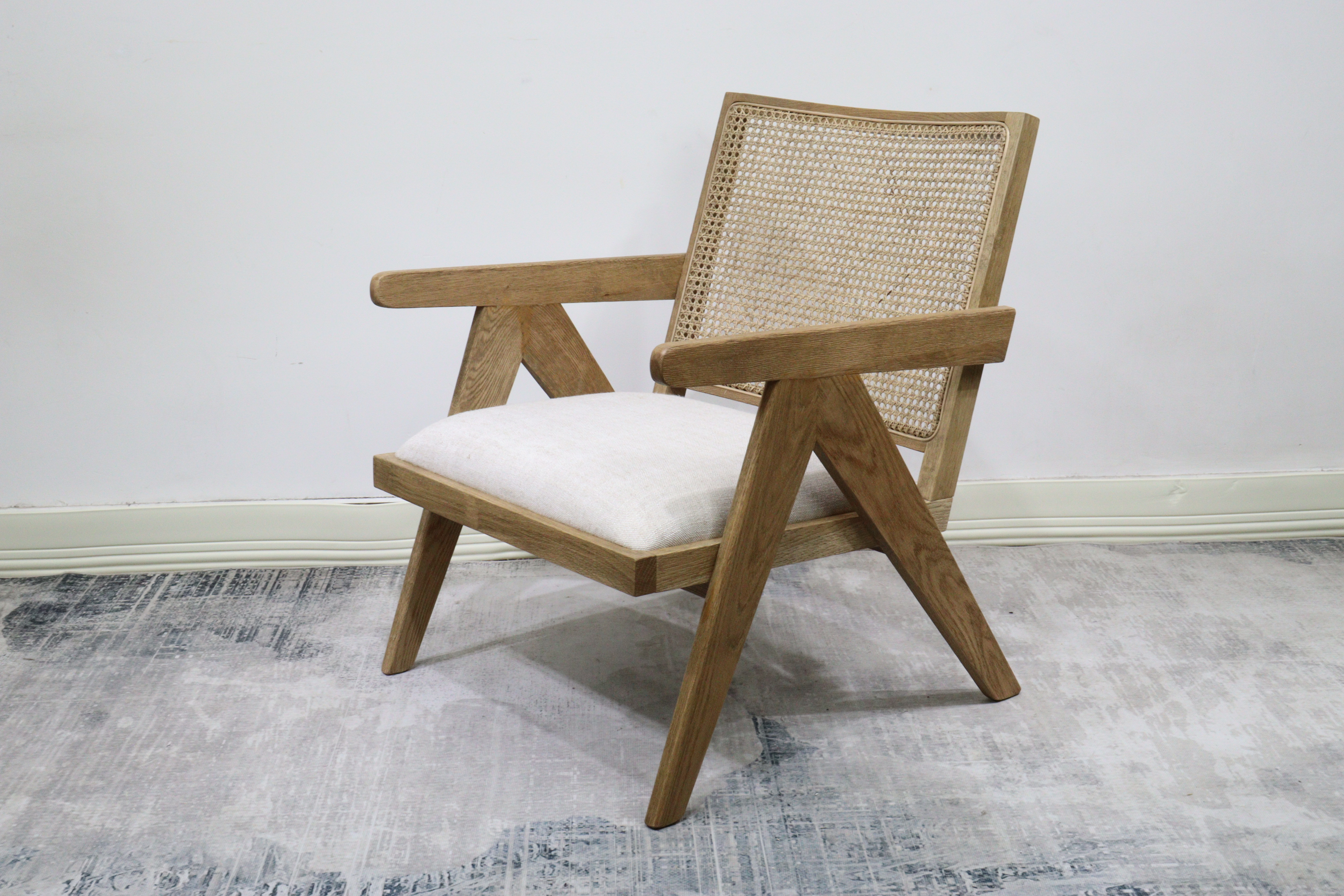 Unique comfortable living room leisure chair Furniture wood frame natural rattan chair