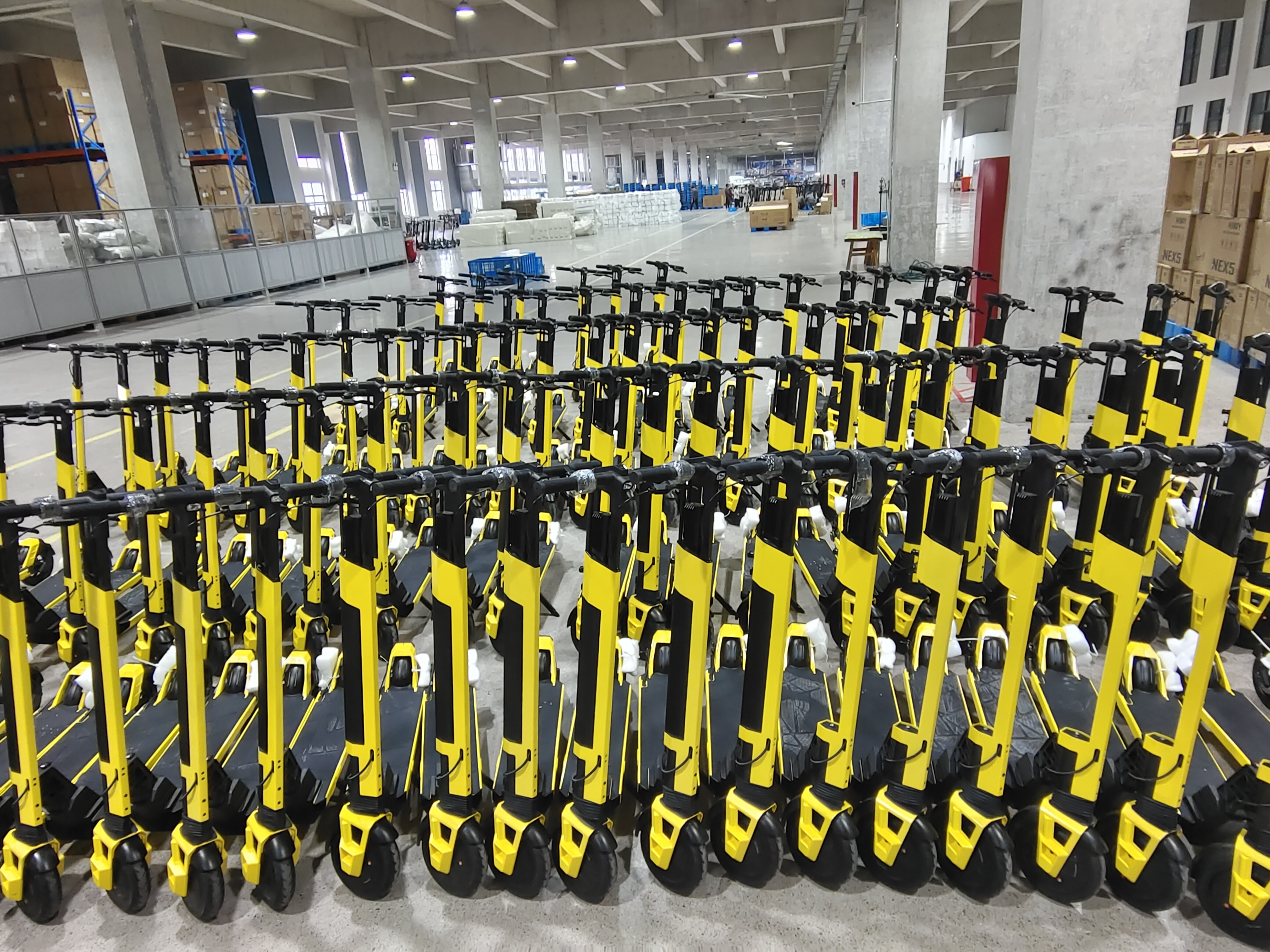 EU Warehouse Chinese Scooters Electric Manufacturers 500w Lithium Battery 60km Long Range Dual Battery Electric Scooter