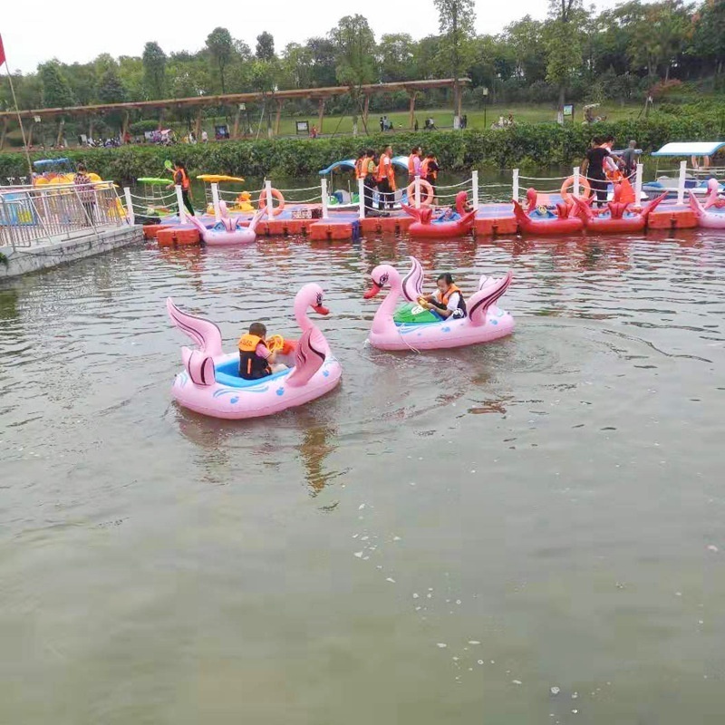 Electric Bumper Boats For Swimming Pool Swan Inflatable Bumper Boats