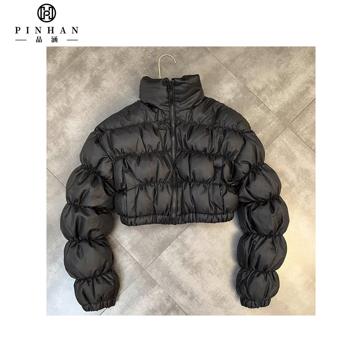 2023 Custom Short Stand Collar Women's Down Jacket Solid Color Black and White Checkerboard Design Bubble Sleeve Design Jacket