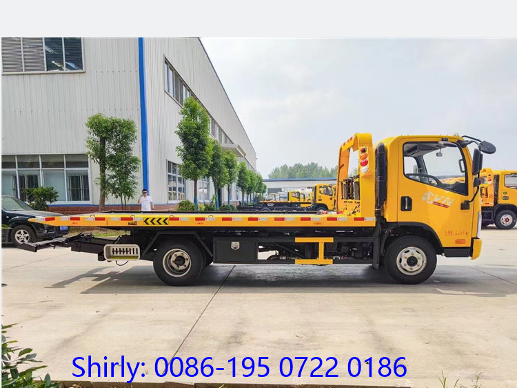 FAW 4x2 Flat Bed Tow Truck 3 Tons Light Duty Wrecker Tow Truck for Sale in Philippines