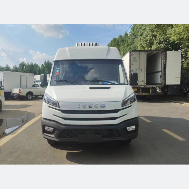 High Performance IVECO 2T Refrigerator Box Truck Small Freezer Van Truck for Sale