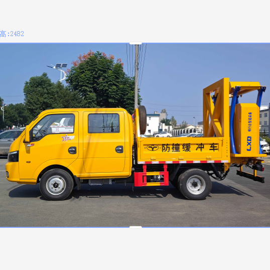 DF  attenuator truck 4x2 mounted attenuator traffic crash proof truck for sale