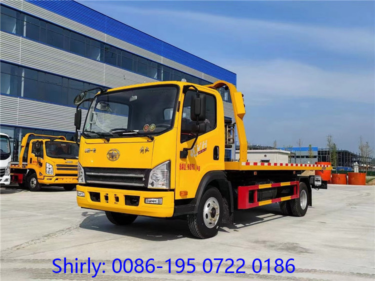 FAW 4x2 Flat Bed Tow Truck 3 Tons Light Duty Wrecker Tow Truck for Sale in Philippines