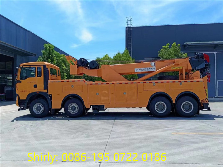 HOWO 8x4 Road Emergency Recovery Heavy Tow Truck  40 Tons Rotatory Wrecker Tow Truck