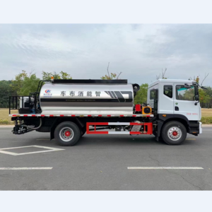 Hot Emulsified 10cbm Asphalt Distributor Truck Bitumen Spraying Road Construction Truck