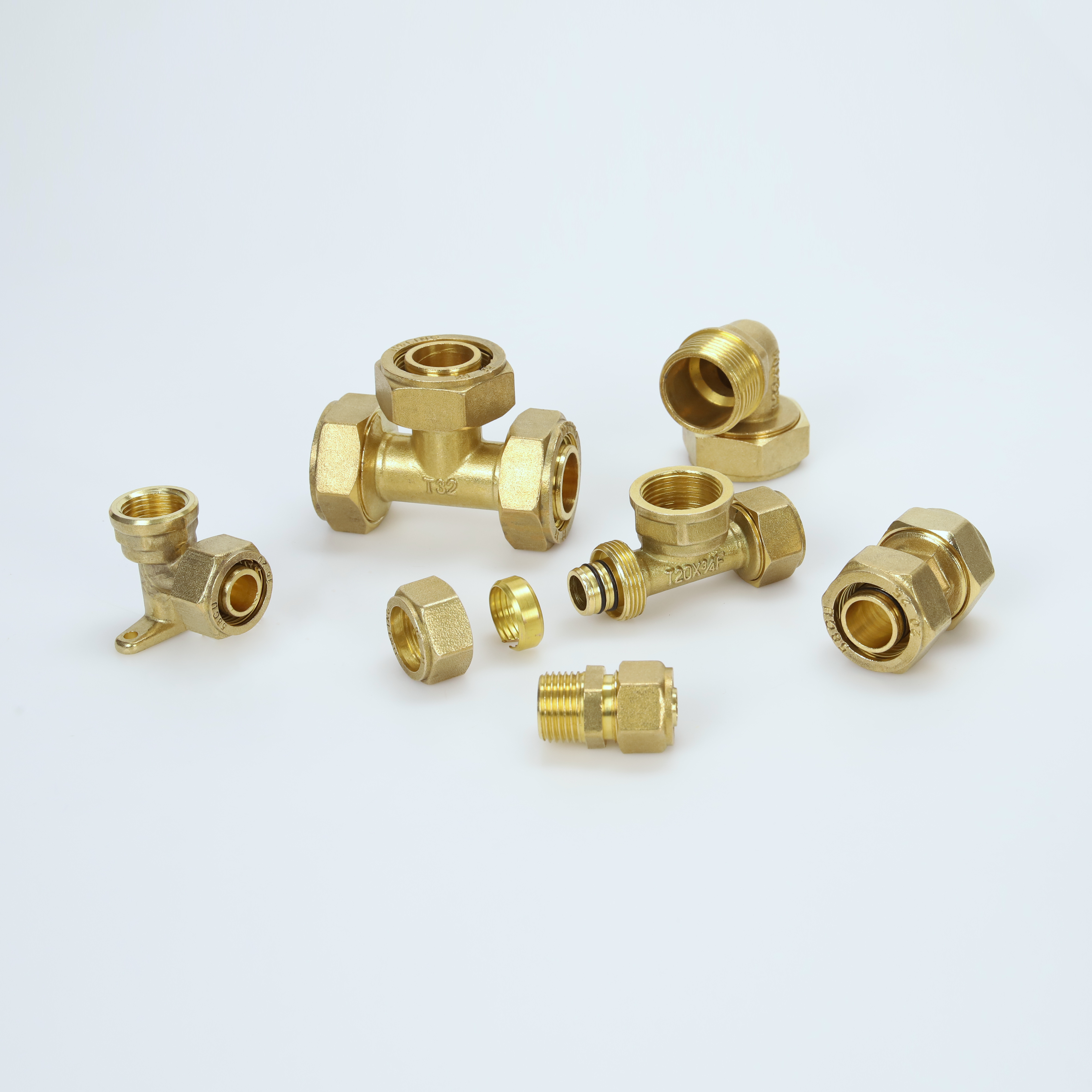 F008  PEX-Al-Pex pipe fittings Brass compression drop ear elbow fitting for alum-plastic hose female seated elbow