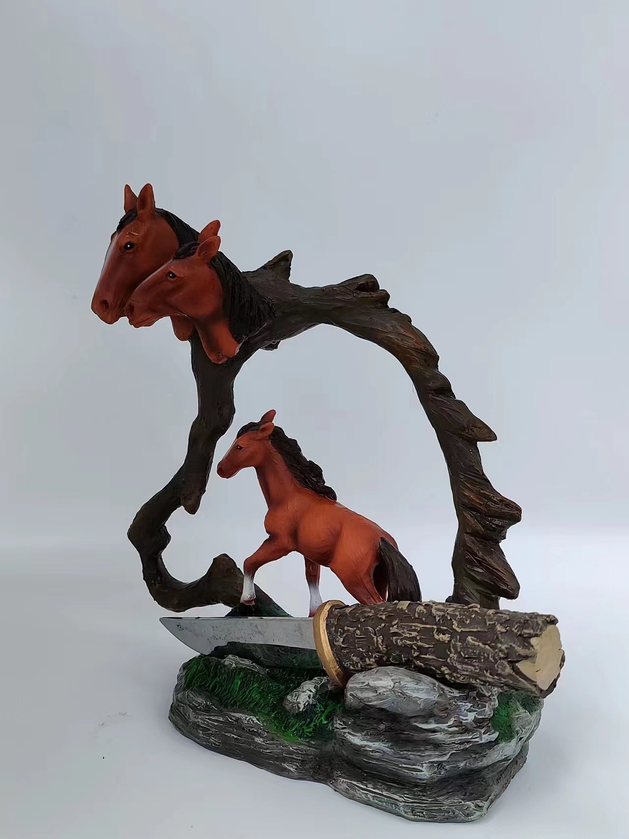 Customized Creative Resin Horse Head Horse Animals Decoration Ornaments with Decorative Knife Holder Organizer