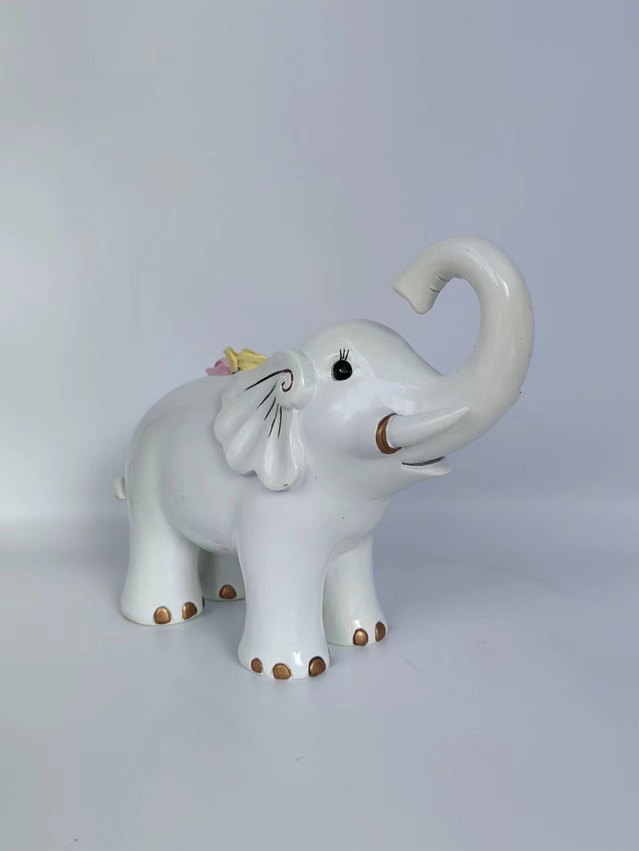 Modern White Mock Ceramic Resin Elephant Statue Flowers Outdoor Table Home Decoration Gifts