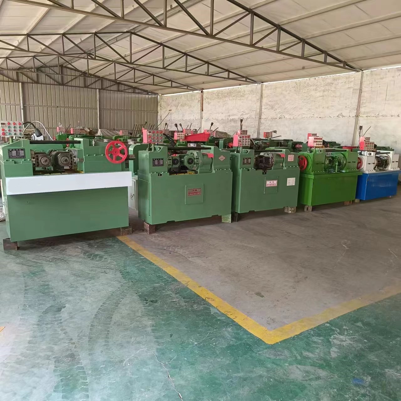 High quality bolts machining thread rolling rebar threading machine rolled flat thread rolling machine for trapezoid spindl