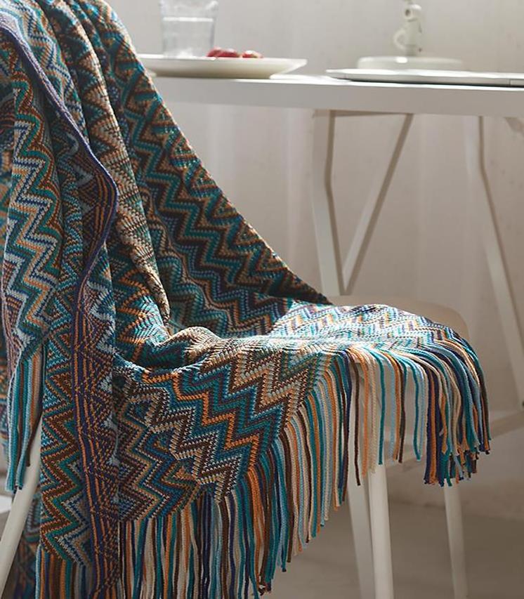 Hot Selling Bohemian Style Knitted Sofa Blanket Striped Polyester Nap Wool Blanket