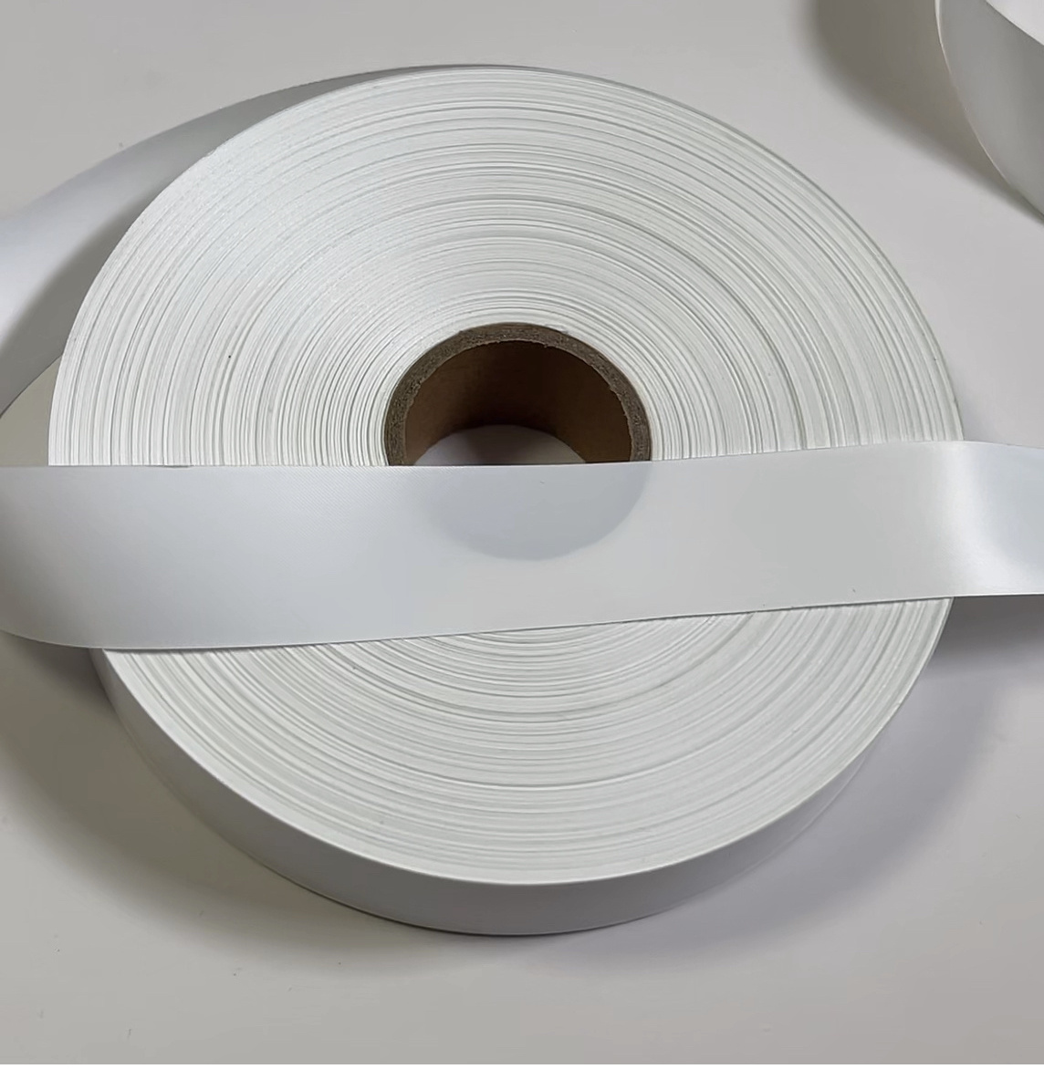 Clothing fabric label material printer ribbon